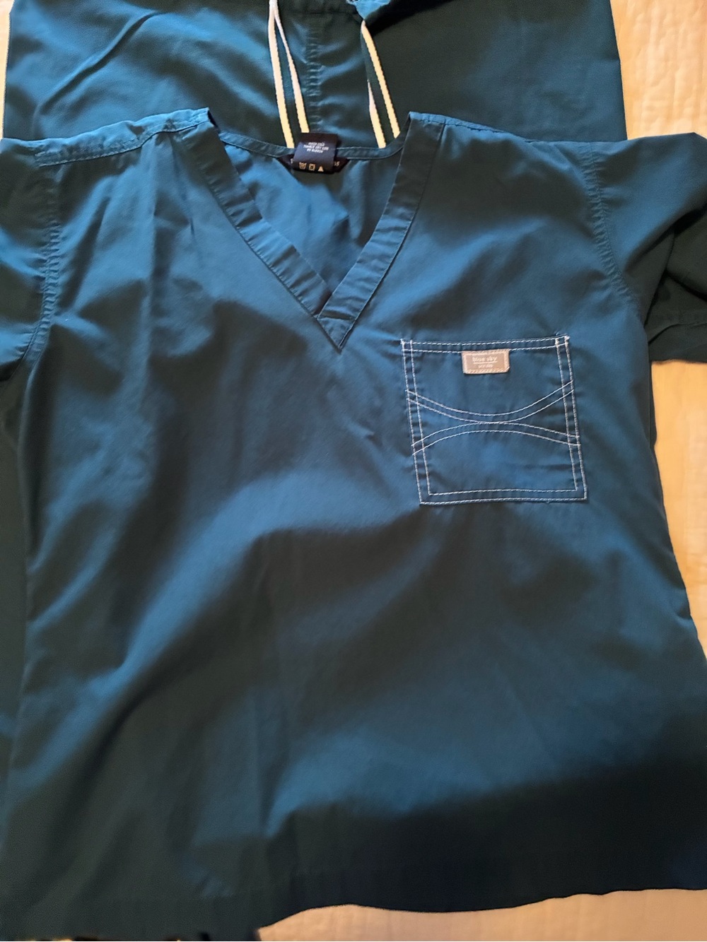 Blue Sky Teal V-Neck Medical Top with Chest Pocket and Pant